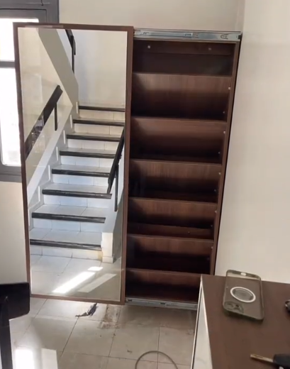 خزانة الأحذية العصرية